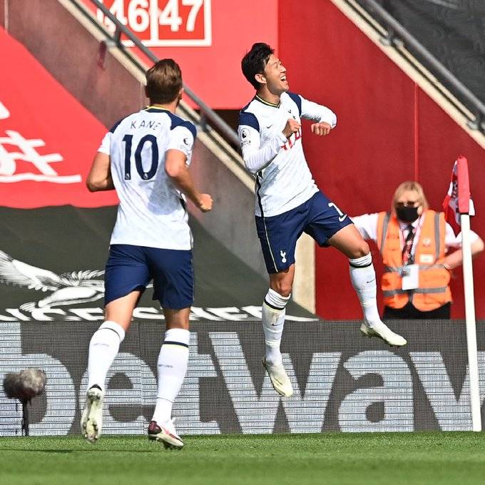 Son hits four as Spurs thrash Saints