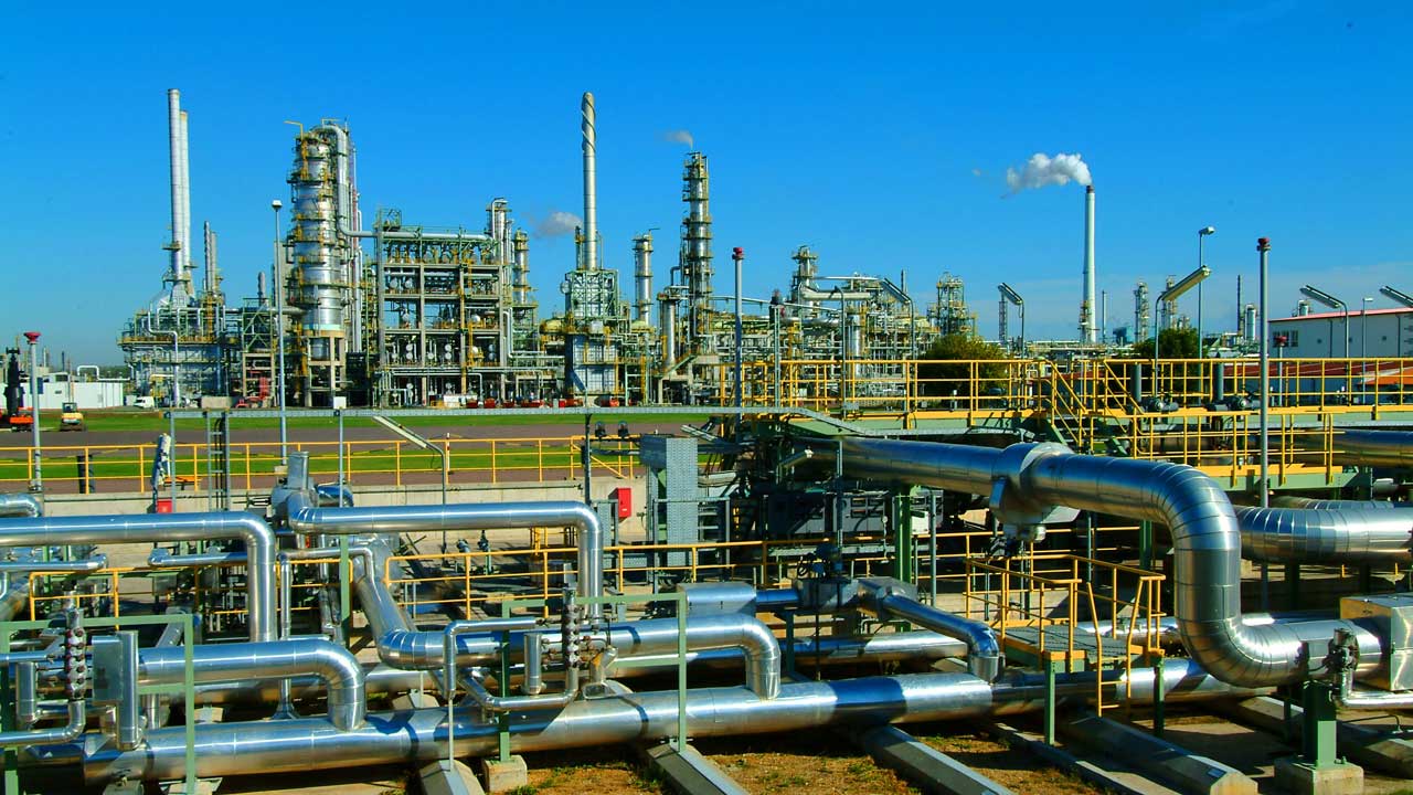 Nigerian Refineries Damaged Beyond Turnaround Maintenance - NNPC