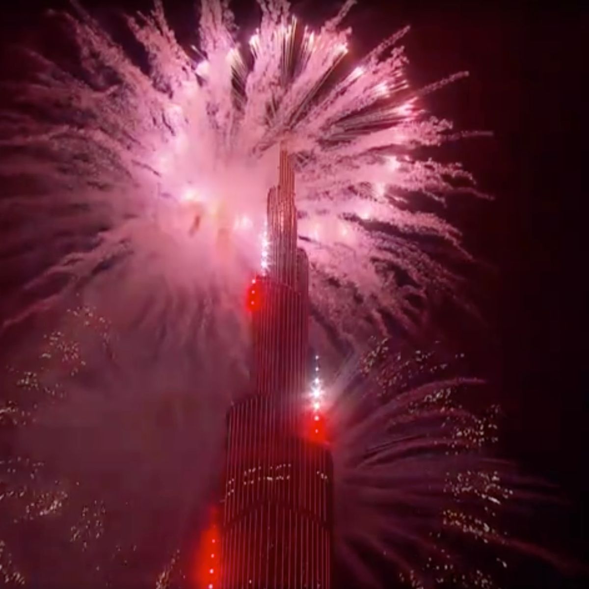 2021 Dubai's New Year Fireworks Display