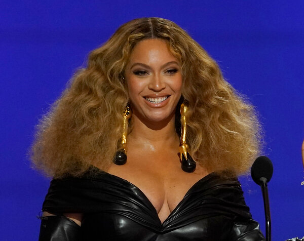 Beyoncé Announces Renaissance World Tour