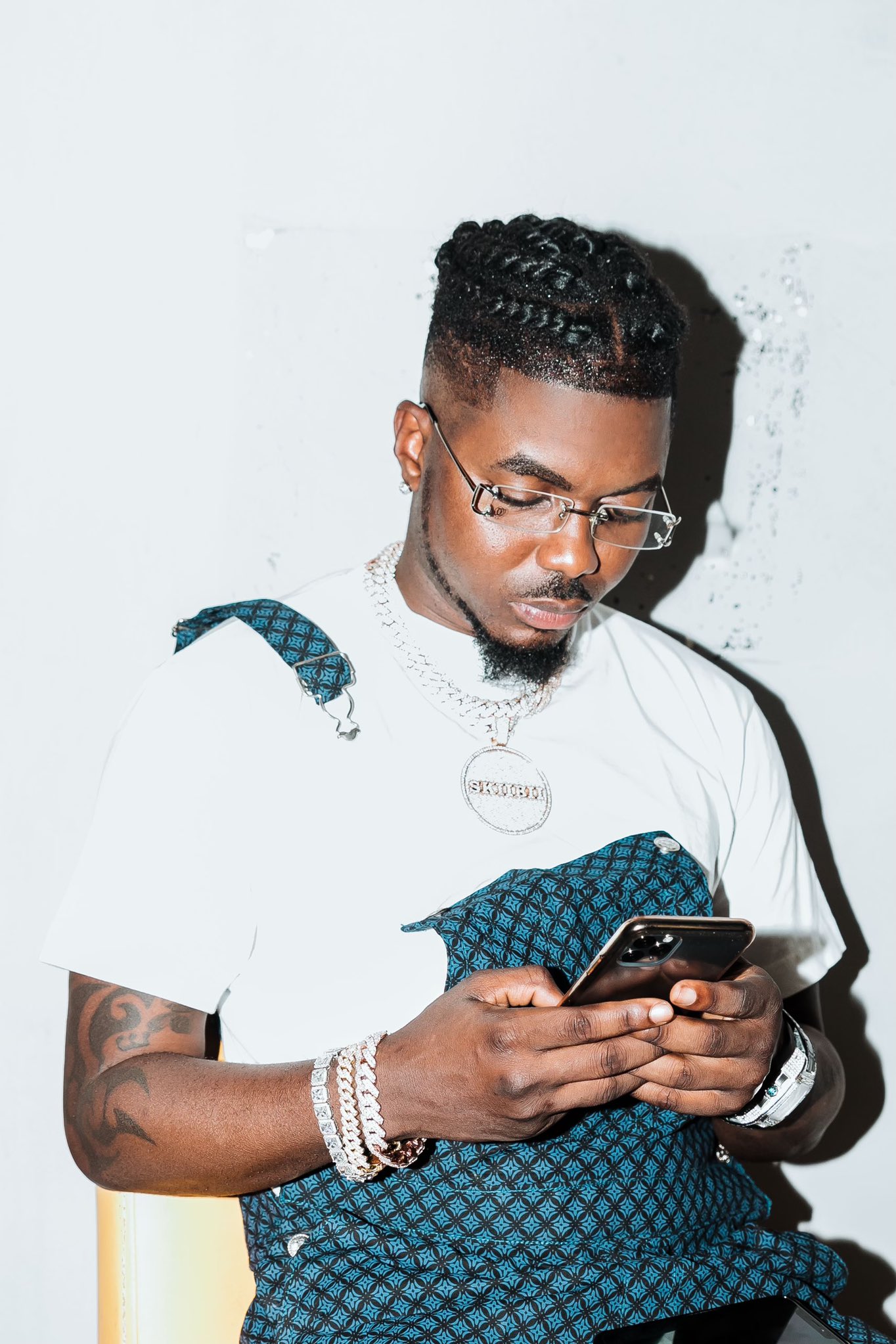 Skiibii declares willingness to pay for two ladies butt enlargement surgery - skiibii2