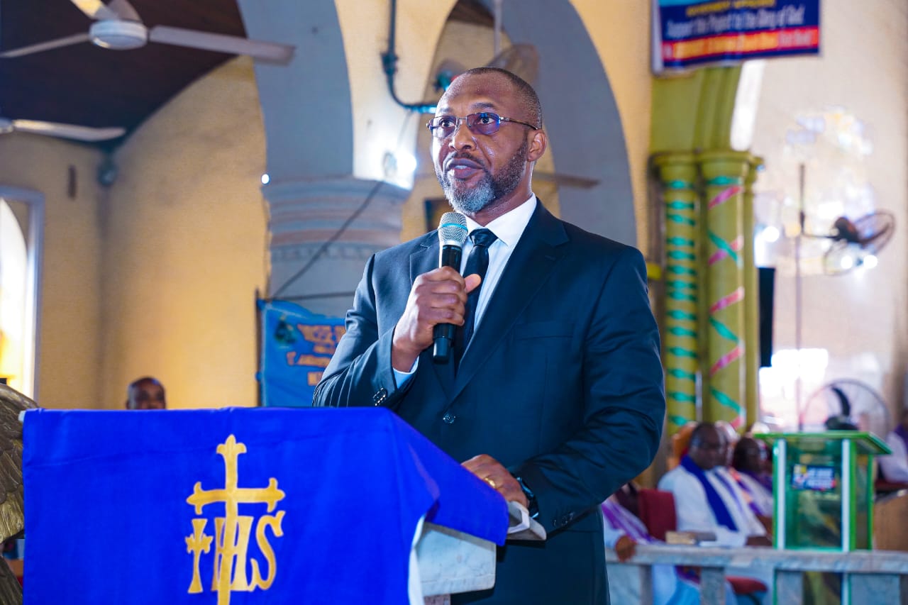 SOLUDO COMMISERATES WITH FORMER MINISTER OF AVIATION, OSITA CHIDOKA ON THE DEMISE OF HIS MOTHER