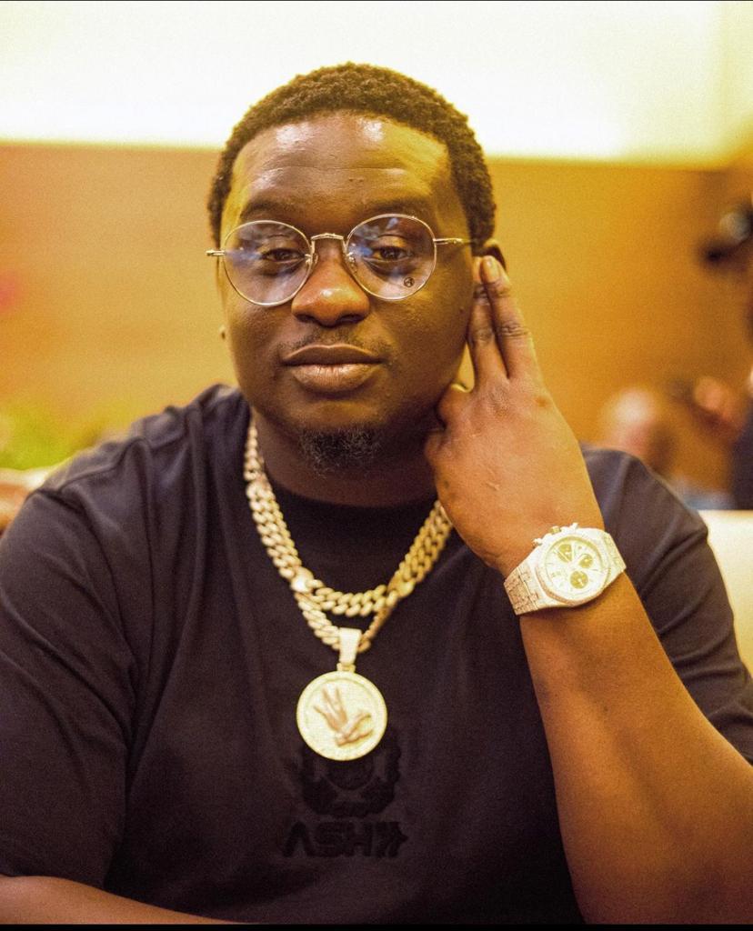 How Wande Coal overwhelmed fans at Trace Live