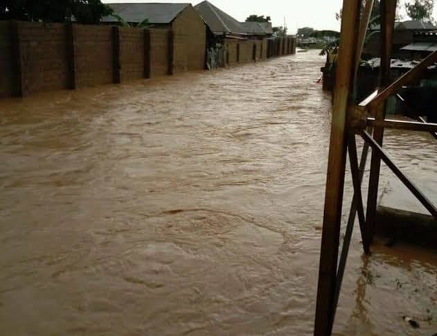 Traders lament as flood submerges shops, business premises in Akwa Ibom