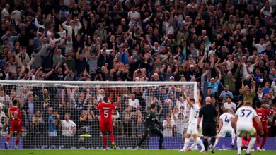Tottenham 2-1 Liverpool: Spurs claim dramatic last-gasp victory