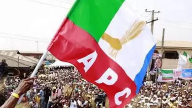 Bayelsa guber: LP, PDP chieftains defect to APC