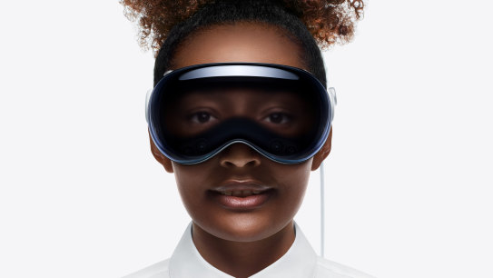 Apple Vision Pro.