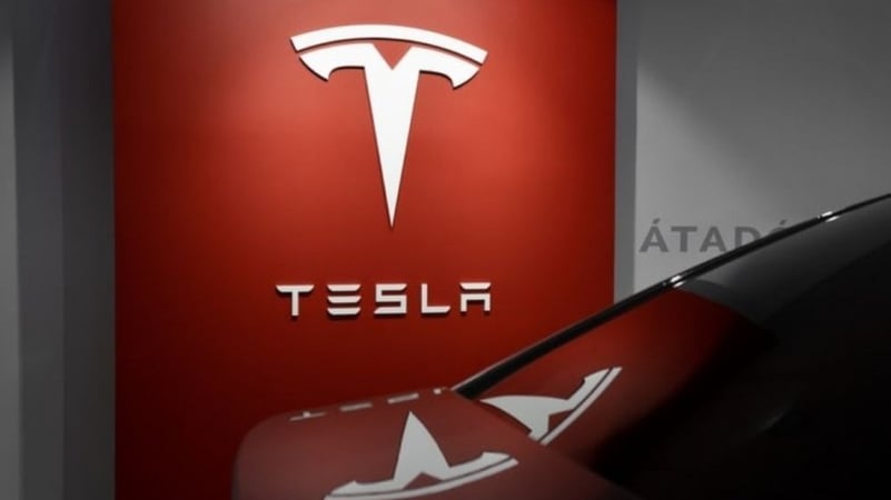 Las Vegas: Man Who Exploded Tesla Cybertruck Outside Trump Hotel Used Generative AI, Police Say