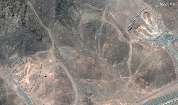 04-after-airstrikes-closer-view-of-tunnel-entrances-to-fordow-underground-complex-iran-22jun2025-ge1.jpg 