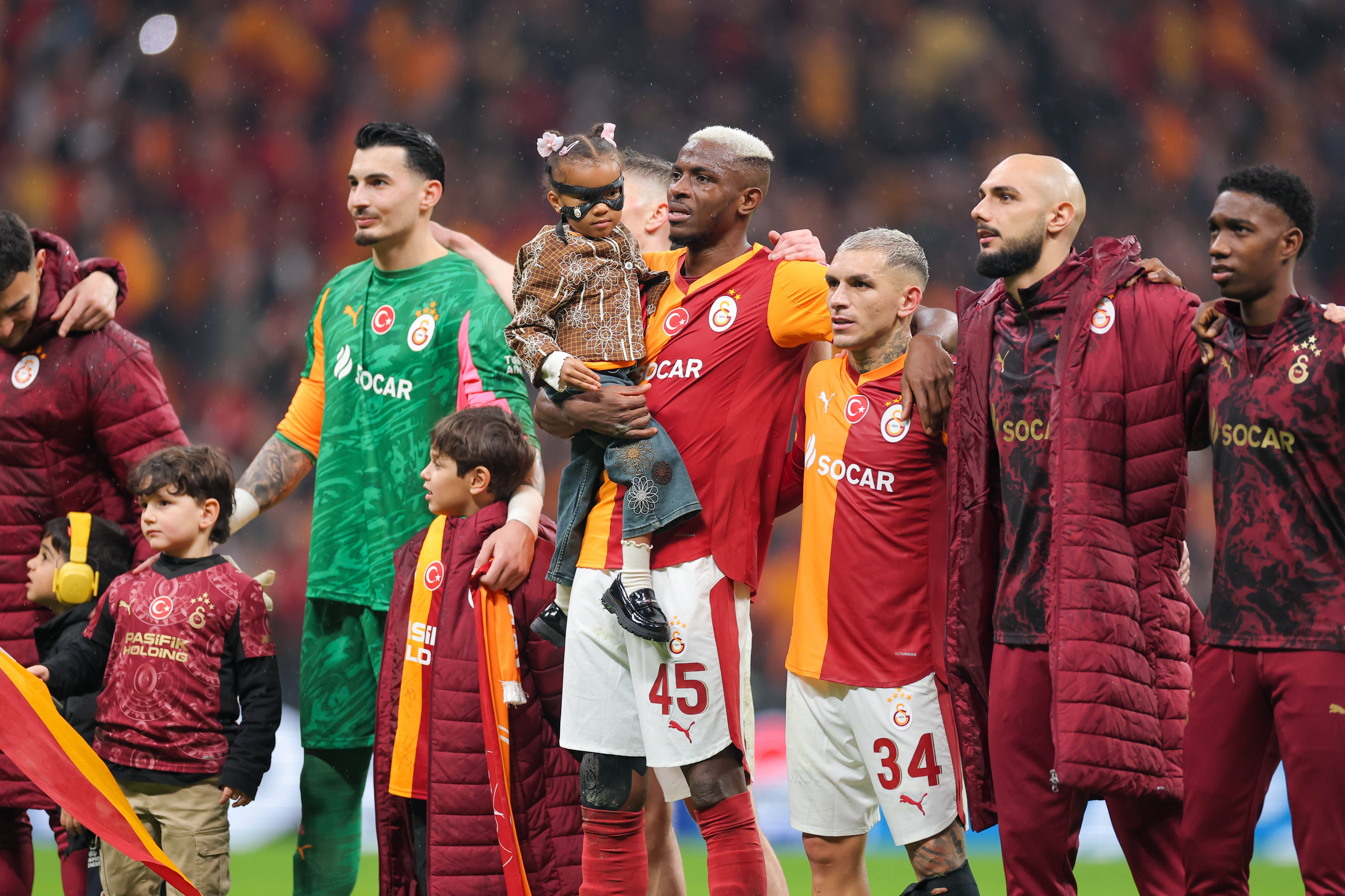 Victor Osimhen, Lucas Torreira during the UEFA Champions League 2025/26 League Knockout Play-off First Leg match between Galatasaray SK and Juventus FC at Rams Park Stadium on February 17, 2026 in Istanbul, Turkey