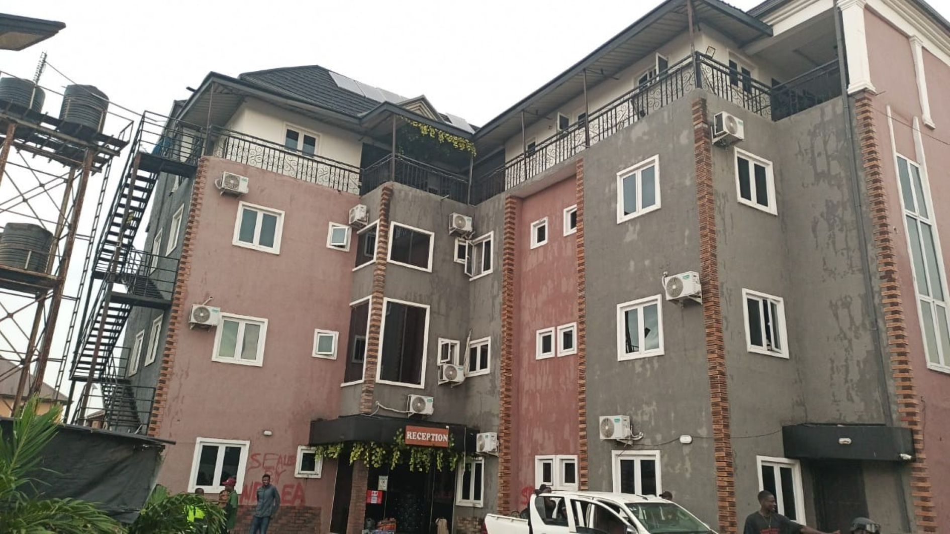 Seiled property