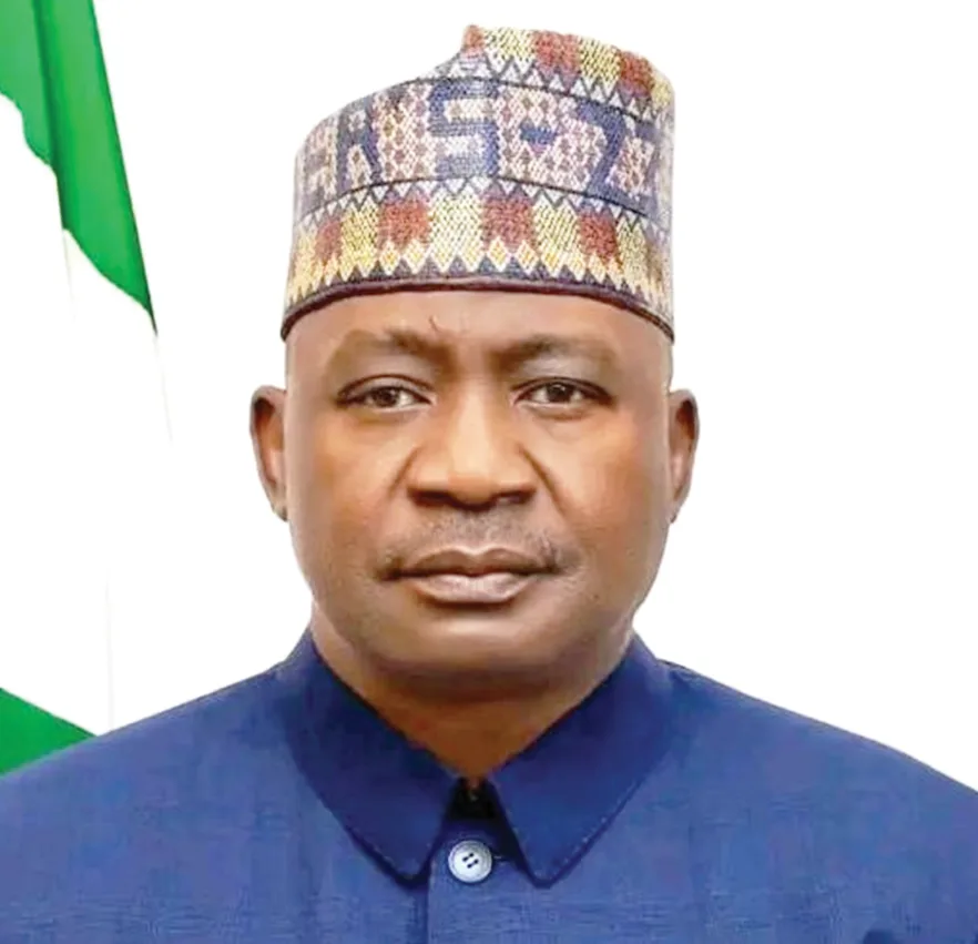 Kaduna group backs Defence Minister, says El-Rufai’s govt divisive, arbitrary